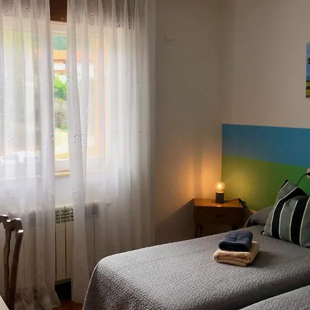 Сasa de vacaciones Casa Mariquina Peaceful spacious home in Llanes Vibano